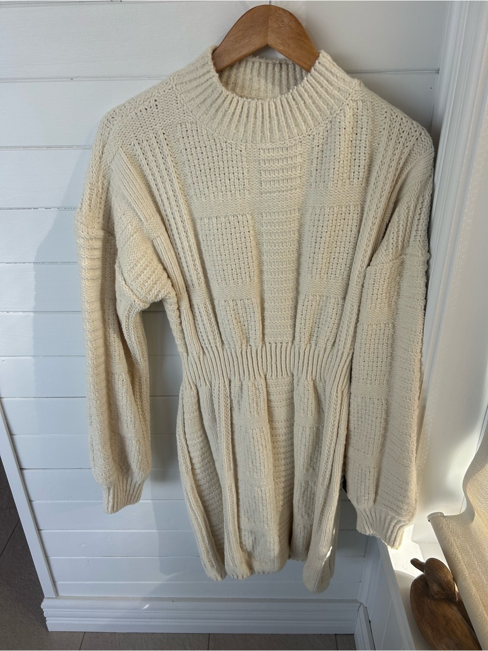 Lulus Cream Chunky Knit Open Back Sweater Dress Size Medium NWT